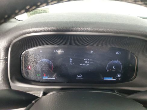 Used 2023 Jeep Wagoneer L Series II AWD/4WD image 26