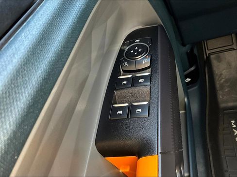 Used 2025 Ford Maverick Tremor image 34