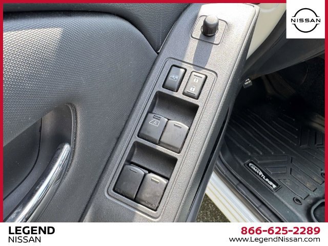 Certified 2023 Nissan Frontier SV w/ Midnight Edition Package AWD/4WD image 17