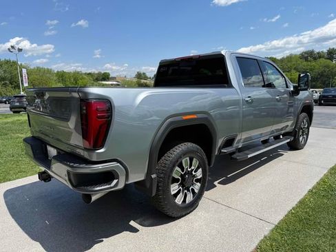 New 2026 GMC Sierra 2500 Denali w/ Denali Reserve Package AWD/4WD image 14