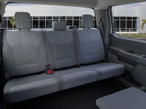 New 2026 Ford F350 4x4 Crew Cab DRW Super Duty image 11