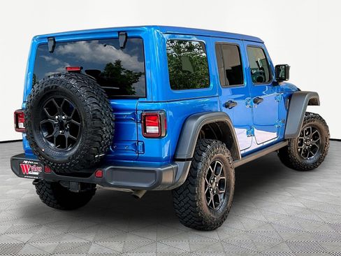 Used 2024 Jeep Wrangler Unlimited Sport AWD/4WD image 6