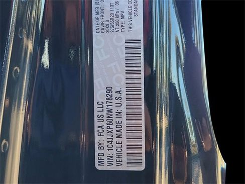 Used 2022 Jeep Wrangler Unlimited Sahara image 30