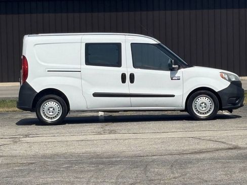 Used 2017 RAM ProMaster City Tradesman w/ Rear Back-up Camera Group image 2