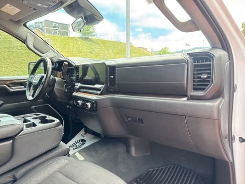 Used 2024 GMC Sierra 1500 Elevation AWD/4WD image 28