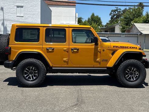 New 2026 Jeep Wrangler Unlimited Rubicon AWD/4WD image 2
