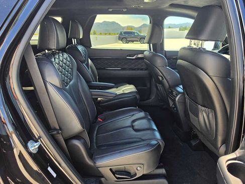 Used 2020 Hyundai Palisade Limited FWD image 12