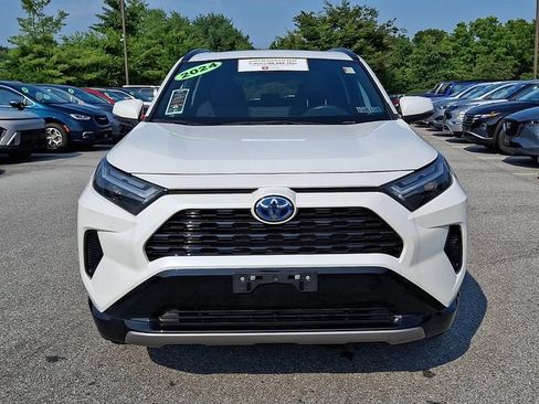 Certified 2024 Toyota RAV4 SE w/ Convenience Package AWD/4WD image 2