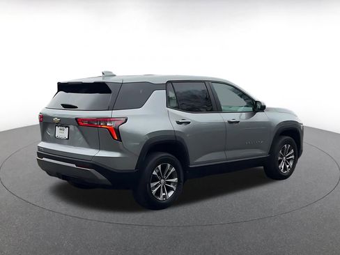 Used 2025 Chevrolet Equinox LT image 14