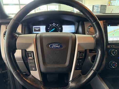 Used 2017 Ford Expedition Limited w/ Equipment Group 301A RWD image 13