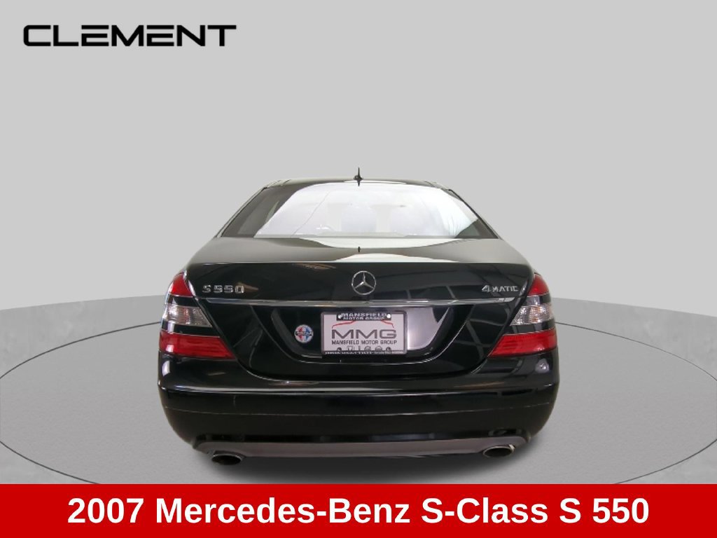 Used 2007 Mercedes-Benz S 550 4MATIC image 5