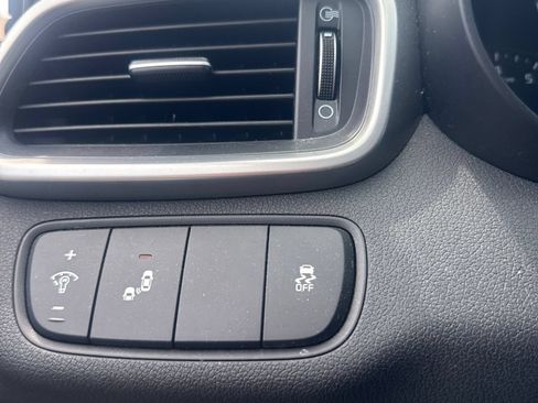 Used 2019 Kia Sorento AWD V6 w/ Option Group 020 image 8
