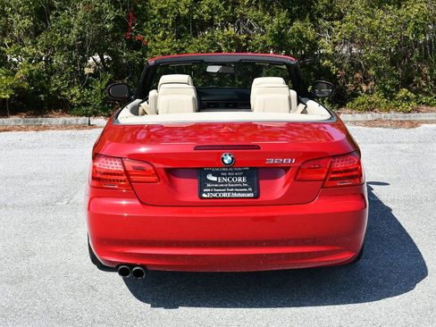 Used 2011 BMW 328i Convertible image 5