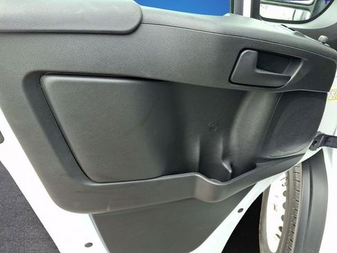Used 2024 RAM ProMaster 2500 w/ Safety Group image 7