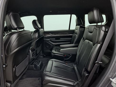 Used 2025 Jeep Grand Cherokee L Limited w/ MOPAR Finishing Package RWD image 11
