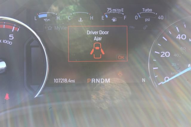 Used 2020 Ford F350 Lariat w/ Lariat Value Package AWD/4WD image 29