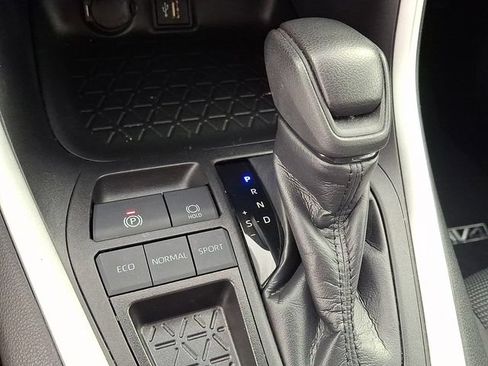 Certified 2023 Toyota RAV4 LE FWD image 17