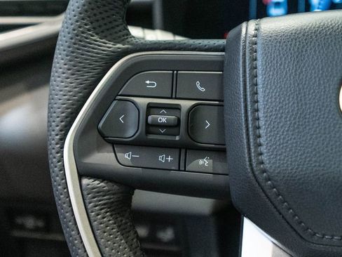 New 2026 Toyota Tundra Limited AWD/4WD image 18