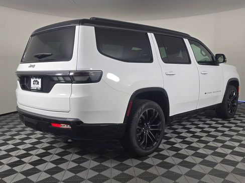 New 2026 Jeep Grand Wagoneer Summit AWD/4WD image 4