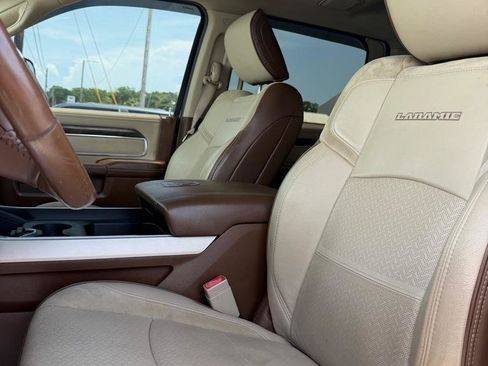 Used 2019 RAM 2500 Laramie AWD/4WD image 10