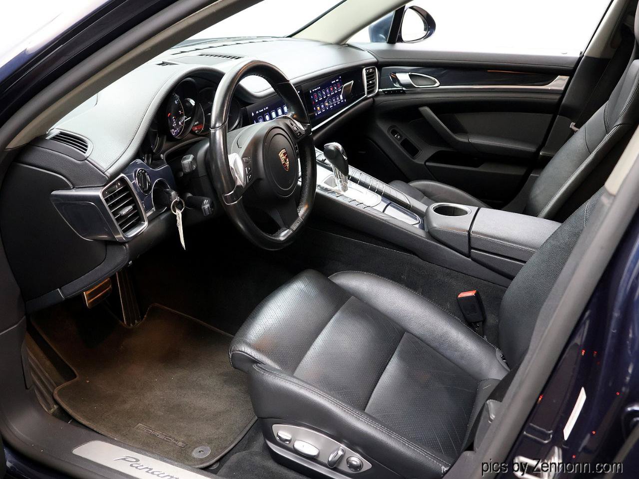 Used 2012 Porsche Panamera 4 image 12