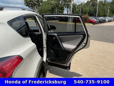 Used 2017 Toyota RAV4 Limited w/ Advanced Technology Package AWD/4WD image 21