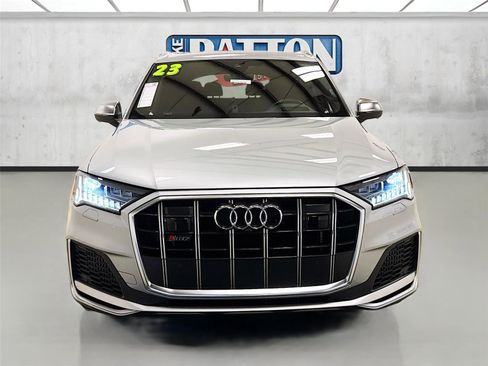 Used 2023 Audi SQ7 Prestige w/ Prestige Package AWD/4WD image 2