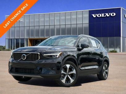 Certified 2025 Volvo XC40 B5 Plus