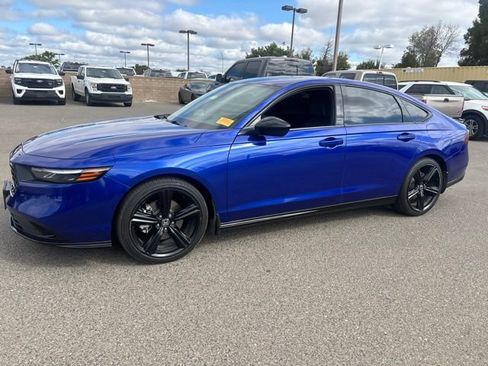 Used 2023 Honda Accord Sport image 2