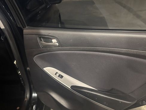 Used 2016 Hyundai Accent SE image 42