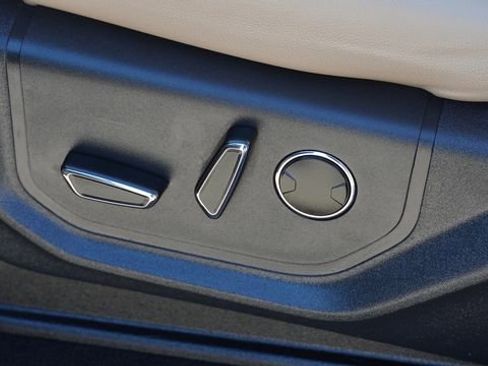 Used 2024 Ford Expedition Limited image 22