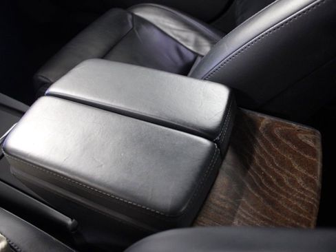 Used 2017 Tesla Model S 60D image 38