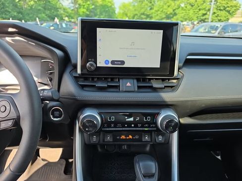 Used 2023 Toyota RAV4 XLE w/ Convenience Package AWD/4WD image 17