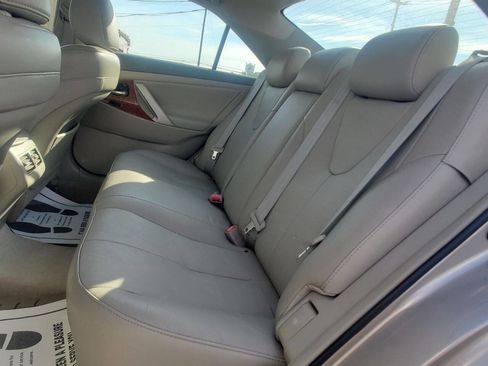 Used 2009 Toyota Camry XLE image 6