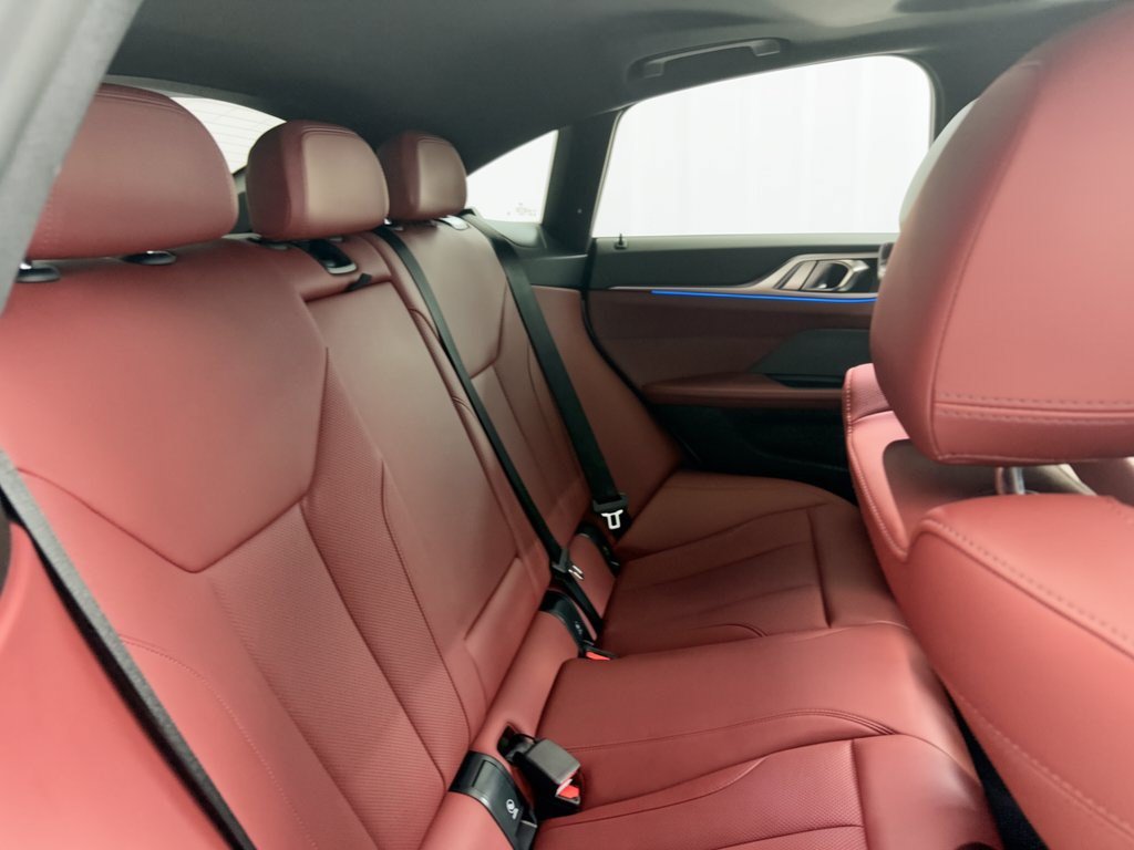 Used 2023 BMW i4 eDrive40 RWD image 29