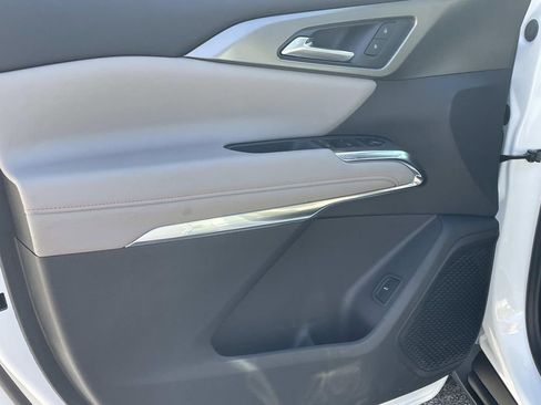 New 2026 Chevrolet Traverse LT image 28