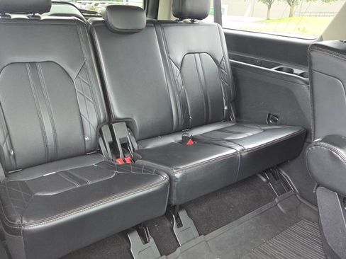 Used 2020 Ford Expedition Max Platinum AWD/4WD image 14