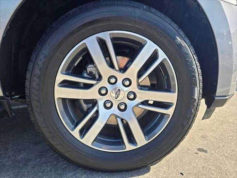 Used 2024 Ford Expedition Limited RWD image 9