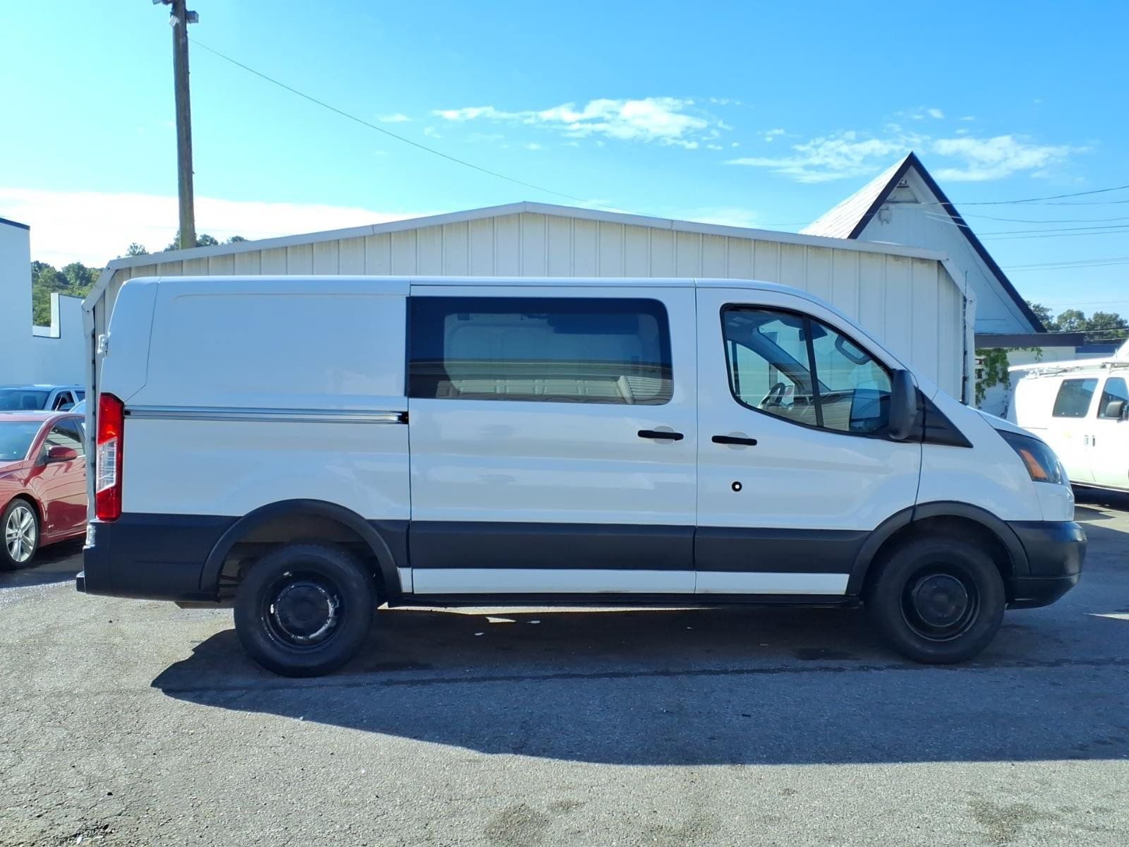Used 2016 Ford Transit 150 130 Low Roof RWD image 2