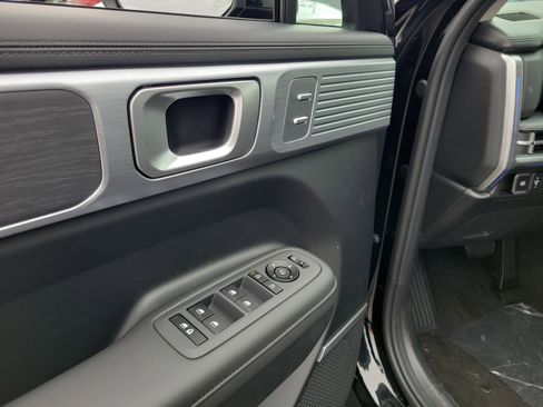 New 2026 Hyundai Santa Fe Limited AWD/4WD image 18