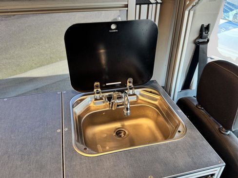 Used 2023 Ford Transit 350 XLT image 14