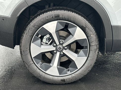 New 2026 Volvo XC40 B4 Plus w/ Climate Package image 22