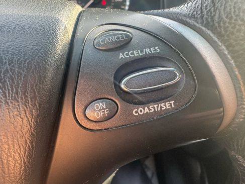 Used 2013 INFINITI JX35 AWD image 19