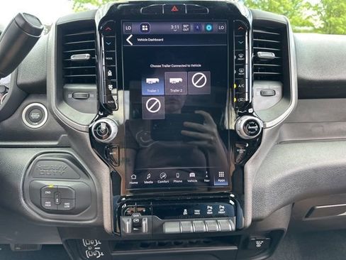 New 2025 RAM 2500 Tradesman image 38