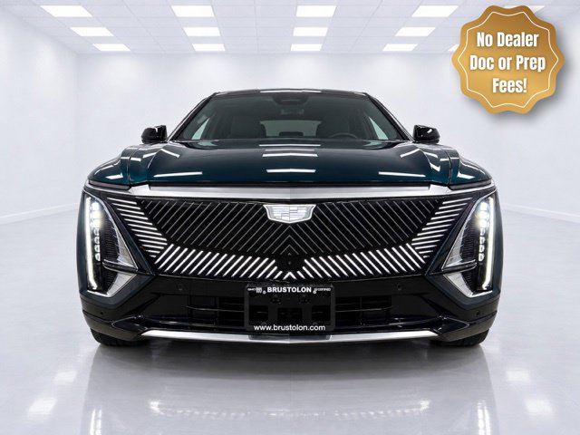 Used 2024 Cadillac Lyriq Tech w/ Driver Assist Package AWD/4WD image 3