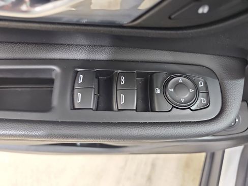 Used 2023 GMC Terrain AT4 w/ Tech Package AWD/4WD image 33