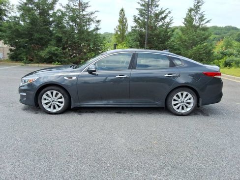 Used 2016 Kia Optima EX FWD image 8