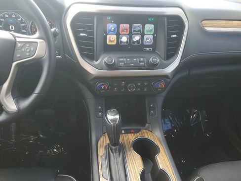 Used 2019 GMC Acadia Denali w/ Technology Package image 17