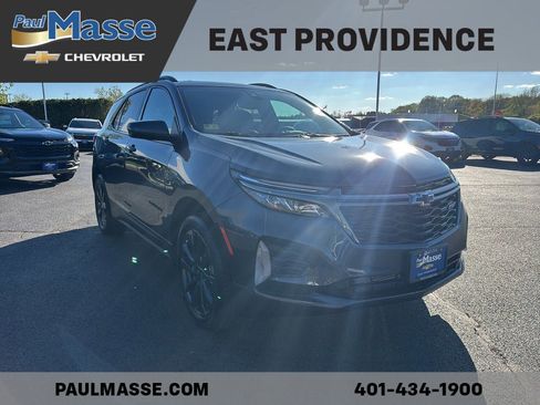 Certified 2023 Chevrolet Equinox RS w/ RS Leather Package AWD/4WD image 3