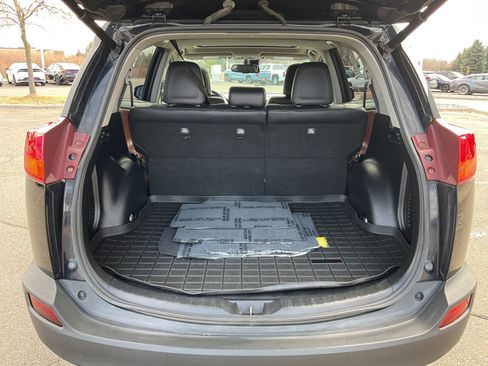 Used 2014 Toyota RAV4 Limited w/ Technology Package image 11
